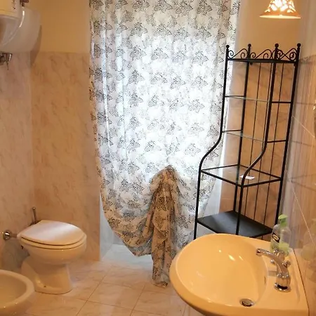 Apartment With 2 Bedrooms In Vallo Di Nera With Wonderful Mountain View Furnished Balcony And Wifi 50 Km From The Slopes Vallo di Nera