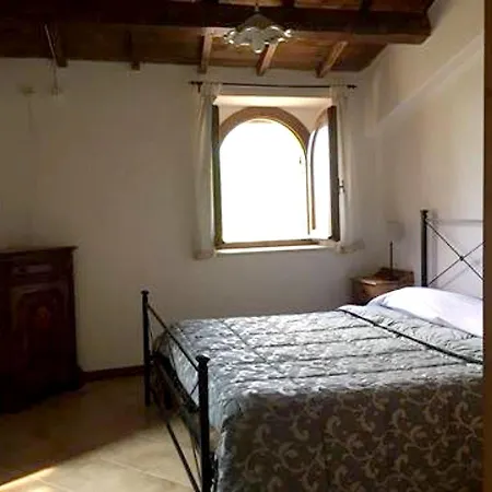 Apartment With 2 Bedrooms In Vallo Di Nera With Wonderful Mountain View Furnished Balcony And Wifi 50 Km From The Slopes Apartman